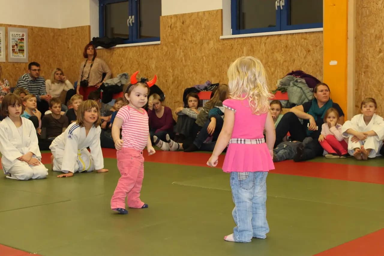 "HADŽIME"