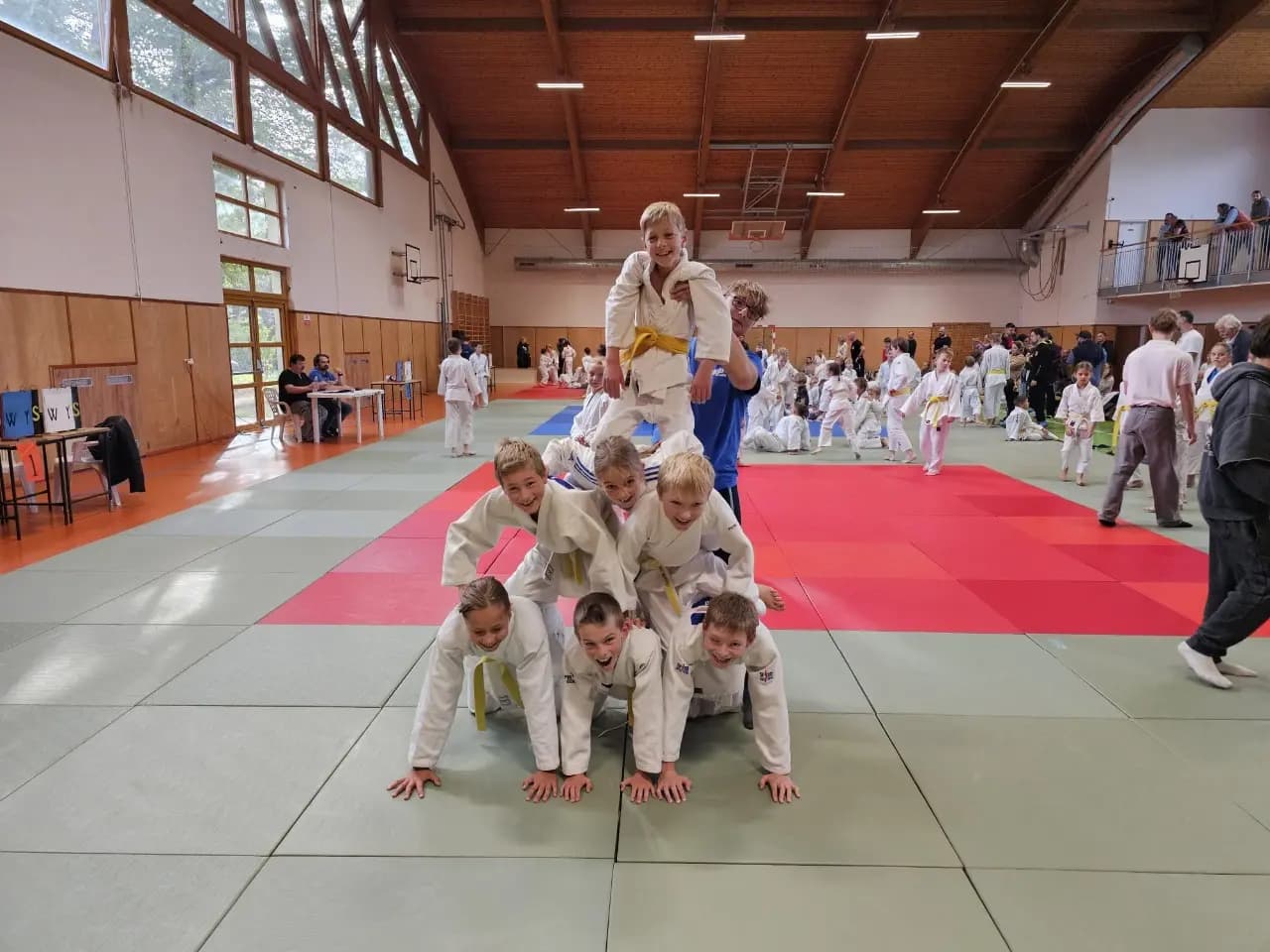 Fotografie z akce NERATOVICE - MEZIODDÍLOVÉ RANDORI - 4. 10. 2025