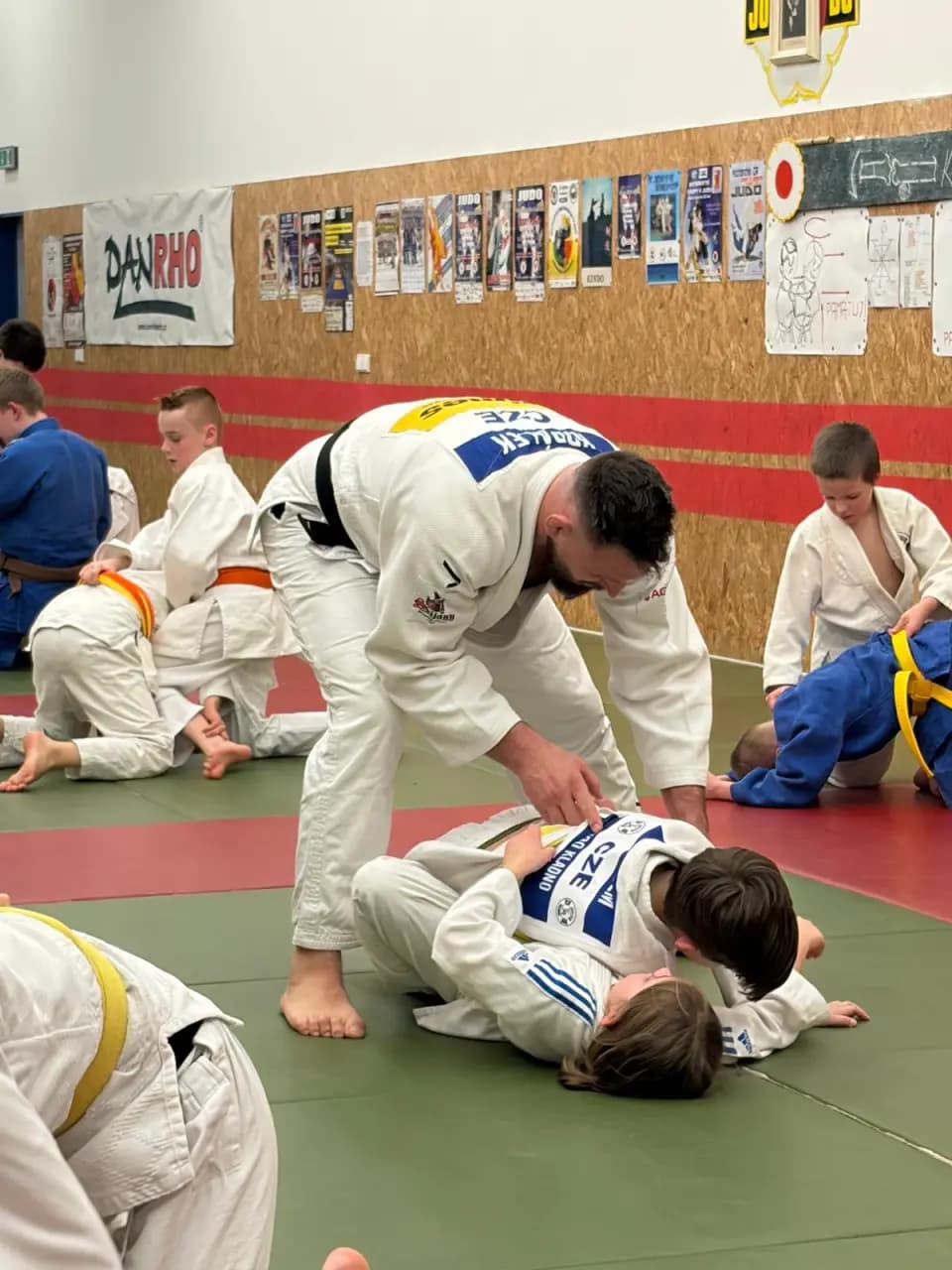 Fotografie z akce VZÁCNÁ NÁVŠTĚVA V ODDÍLE JUDO N62 KLADNO