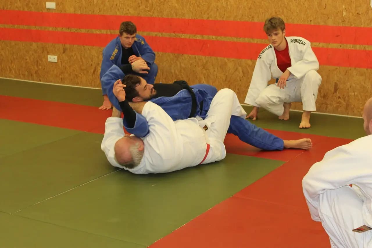 Fotografie z akce VZÁCNÁ NÁVŠTĚVA V ODDÍLE JUDO N62 KLADNO